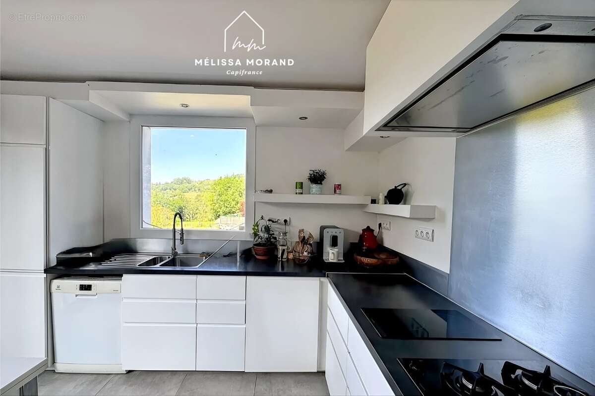 Maison d'habitation rénovée à vendre 7 pièces THUSY (74), terrain de 1ha 40a 83ca - photo 6
