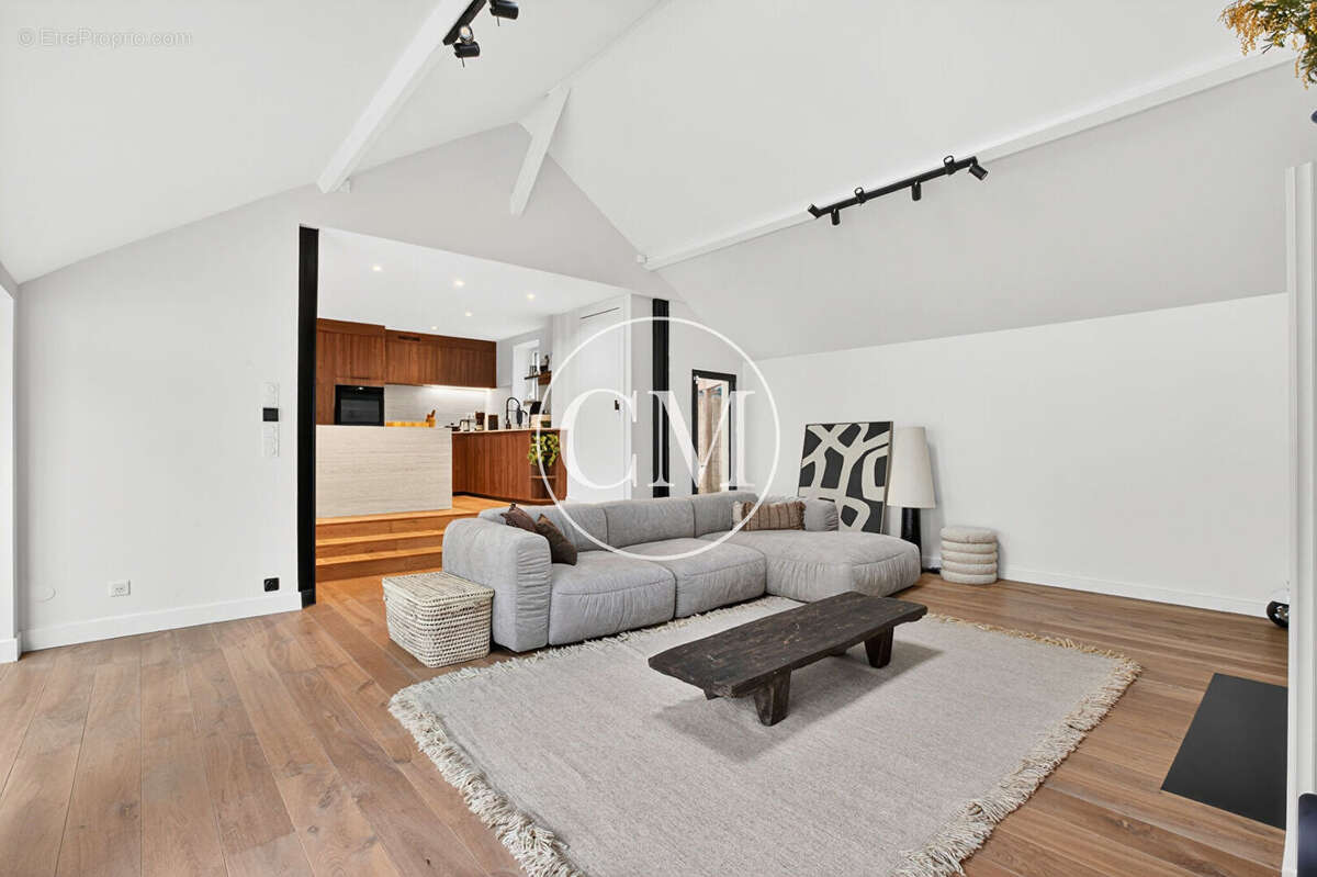 Appartement à CRESPIERES