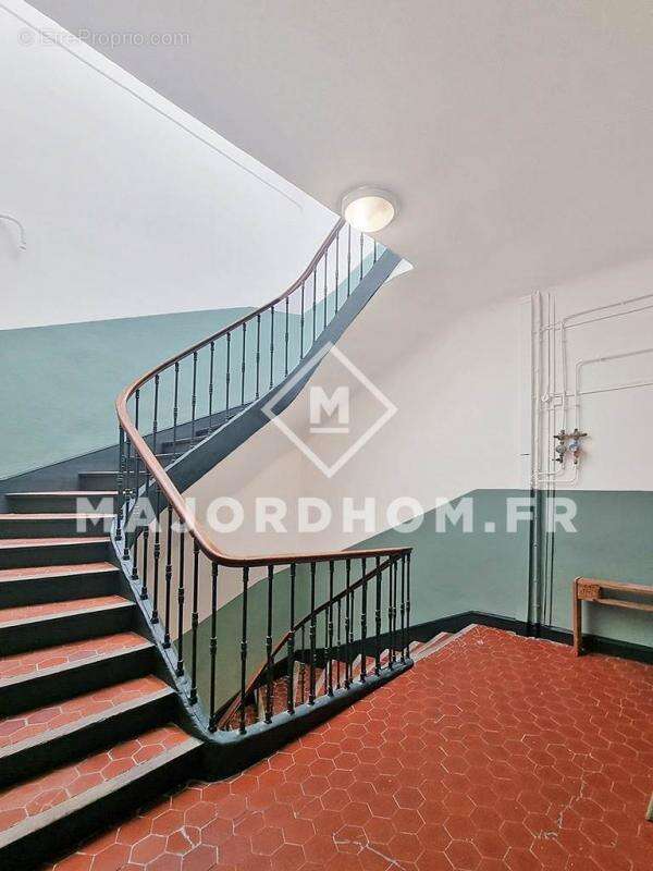 Appartement à MARSEILLE-7E