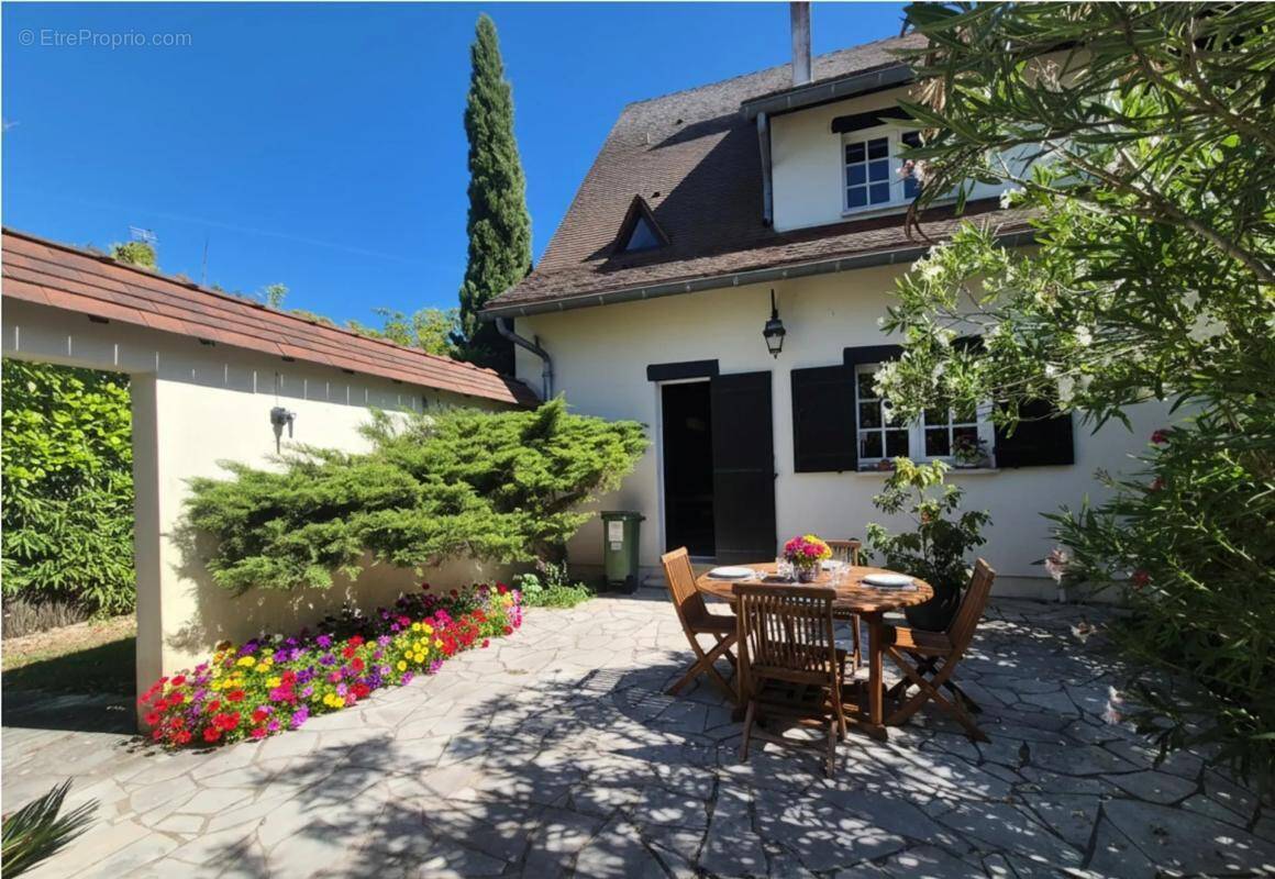 Maison à MERIGNAC