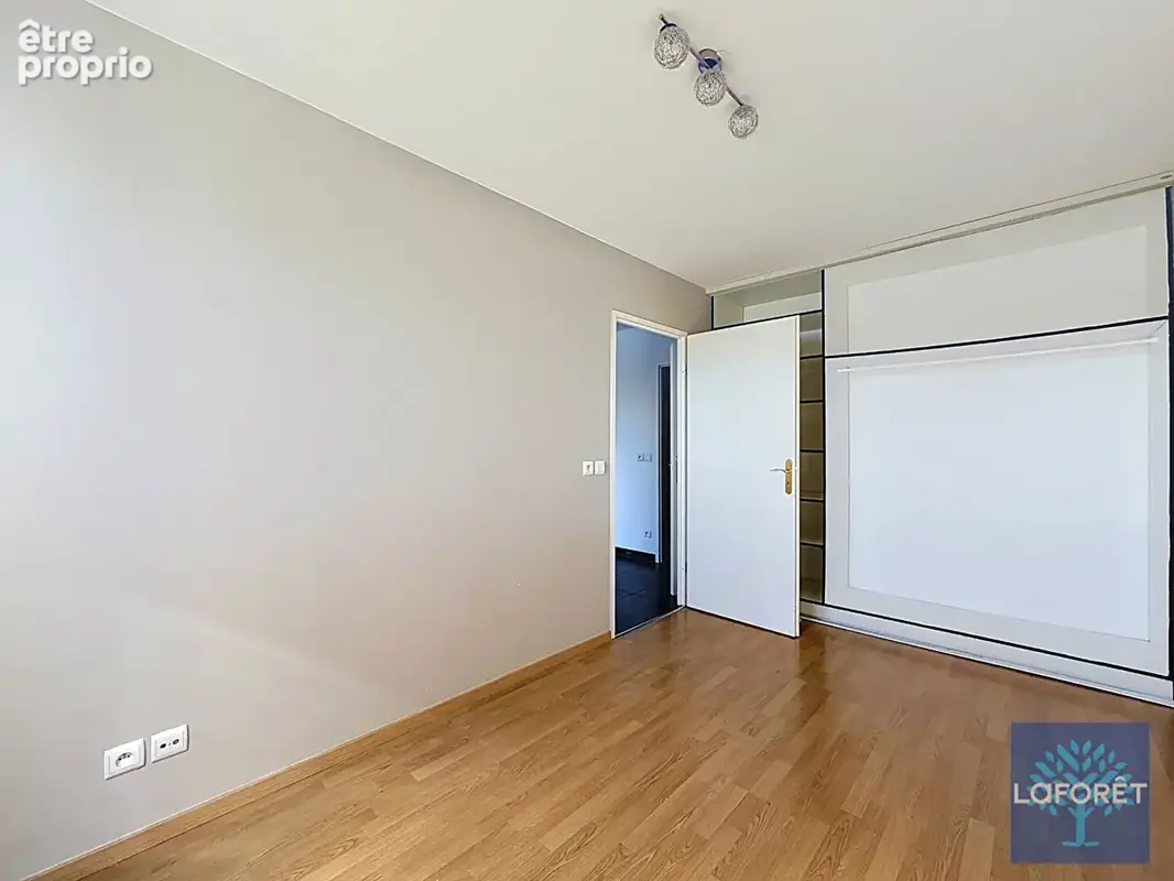 Appartement Vigneux Sur Seine 2 pièces + 3 places de parking - photo 12