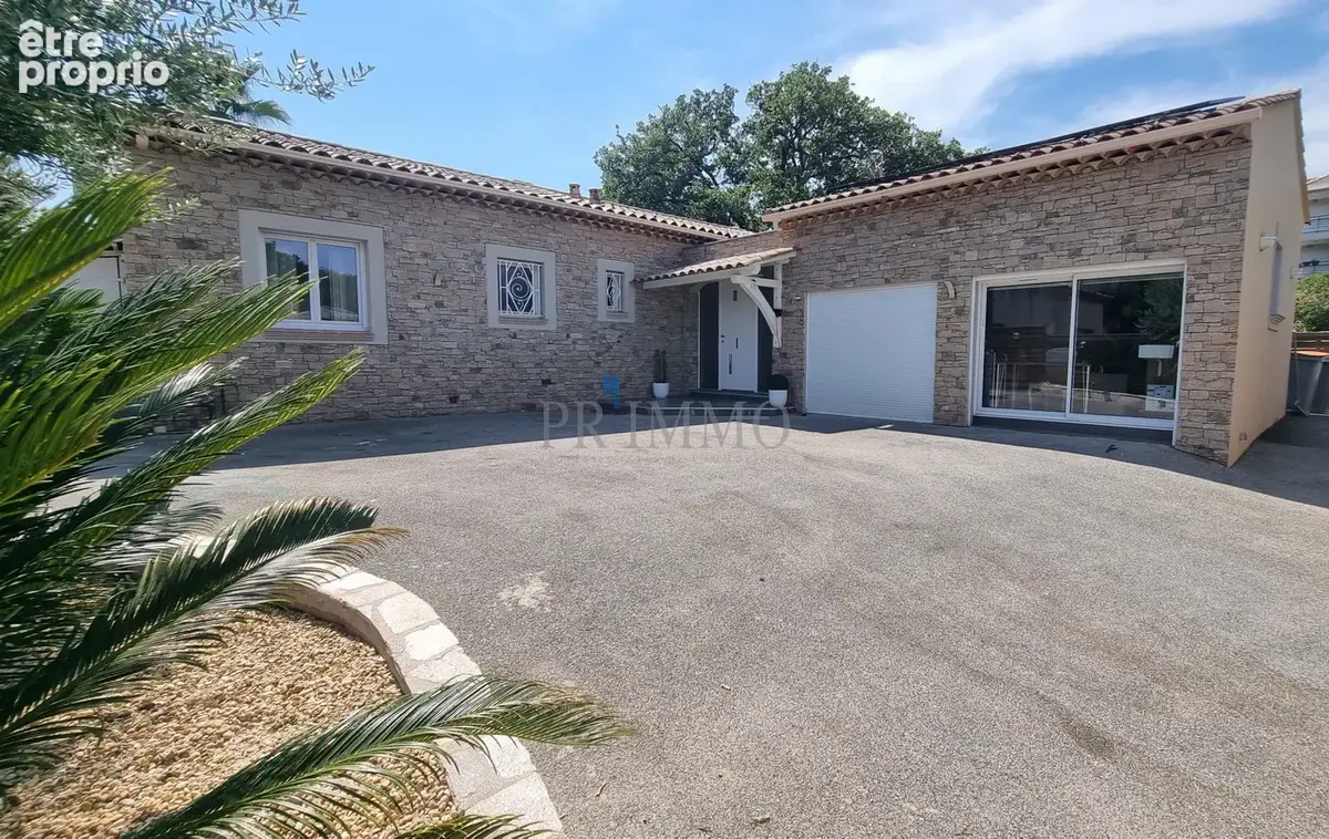 Frejus-magnifique villa de plain-pied avec piscine - photo 23
