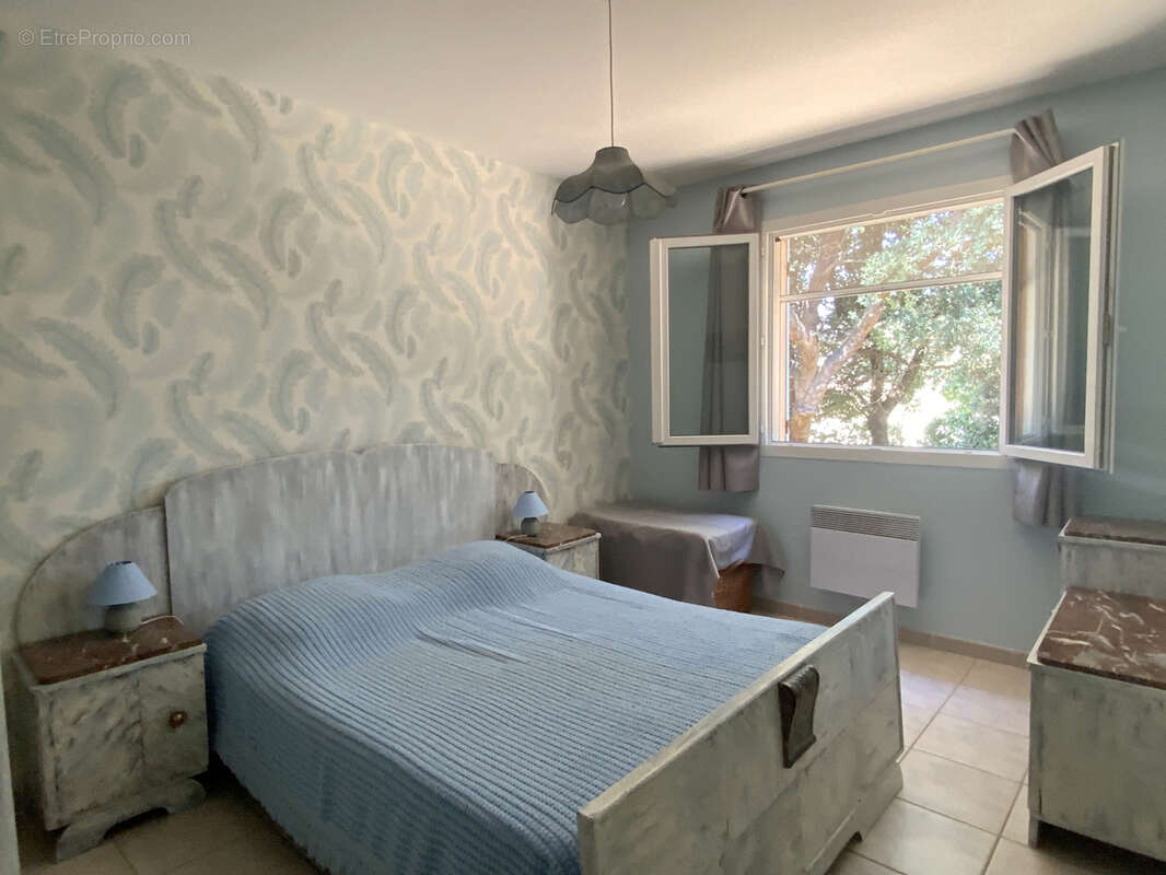 Charmante villa de plain pied avec piscine. - photo 14