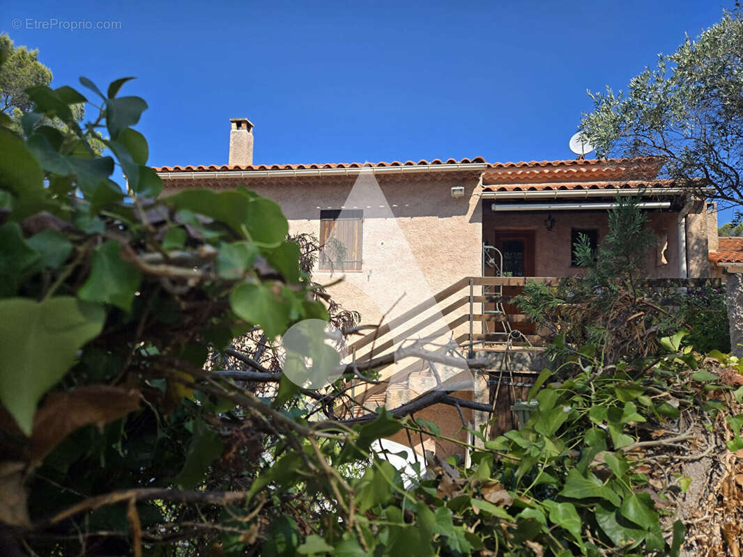 Maison à FREJUS