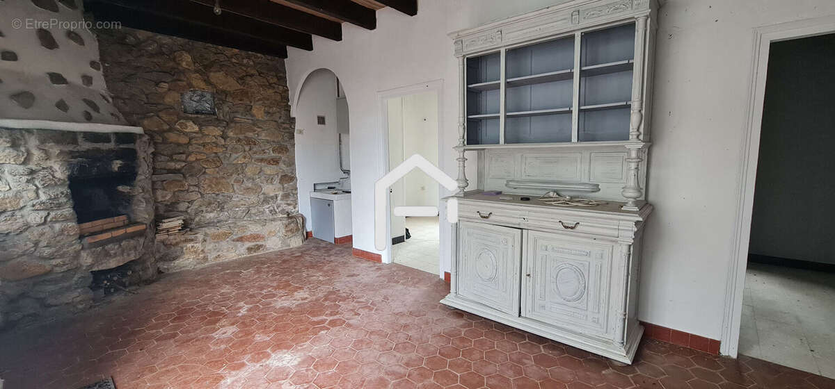 Maison 70 m² à Objat  - photo 6