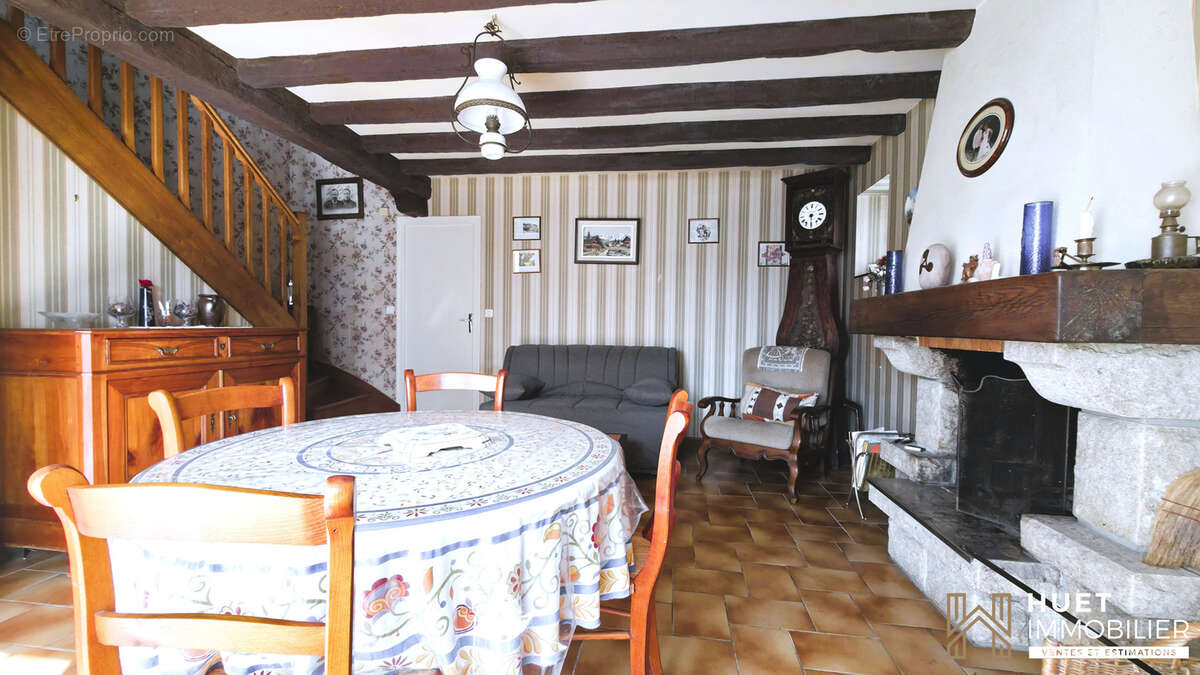 Maison à LIFFRE