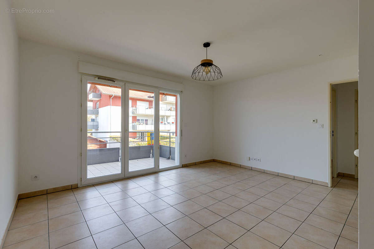 Appartement à SAINT-CERGUES