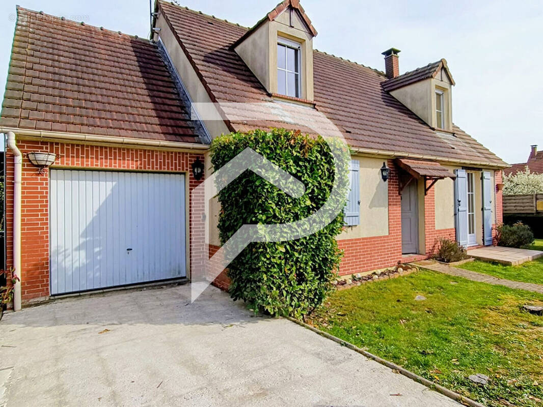 Maison à SAINT-CREPIN-IBOUVILLERS