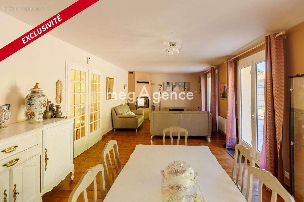 Maison à CUBZAC-LES-PONTS