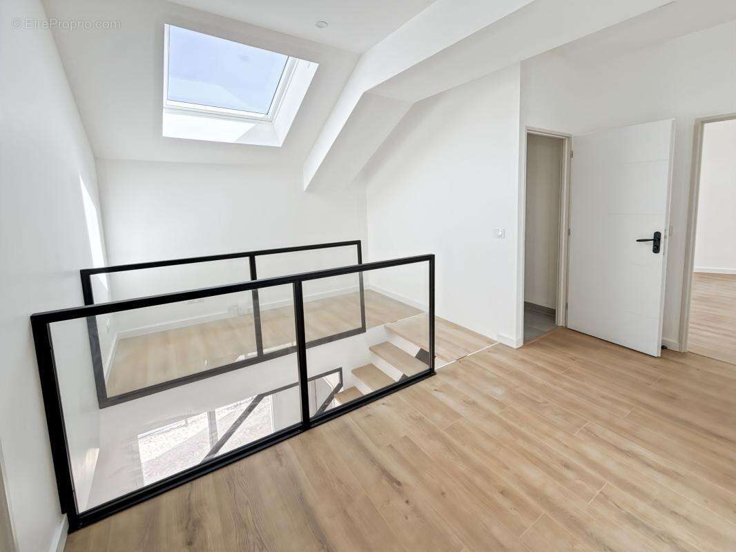 Maison à SAINT-CYR-EN-VAL