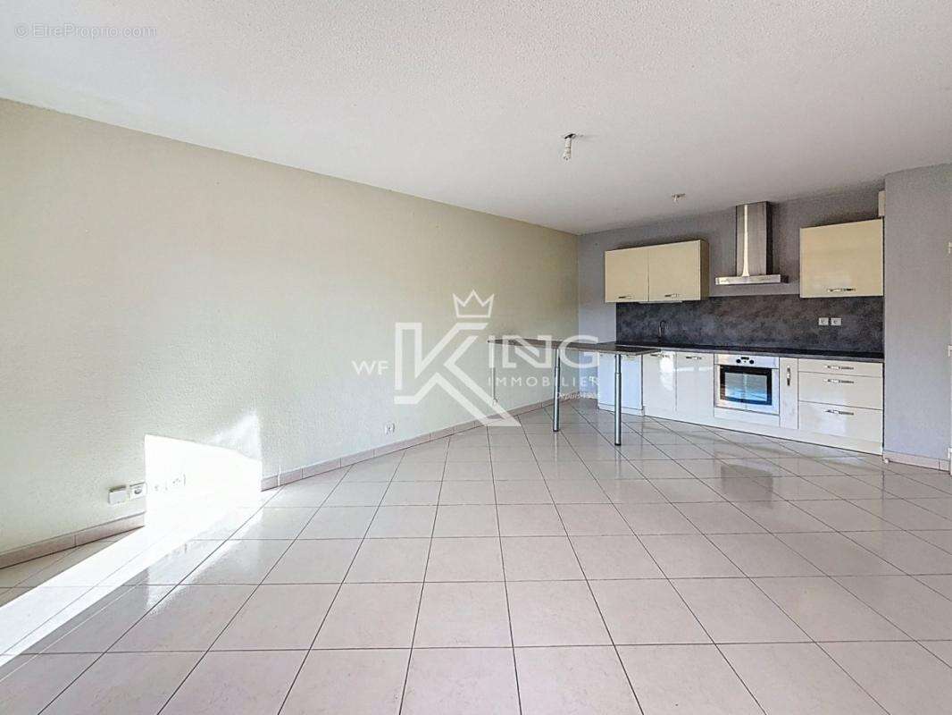 Appartement à FREJUS