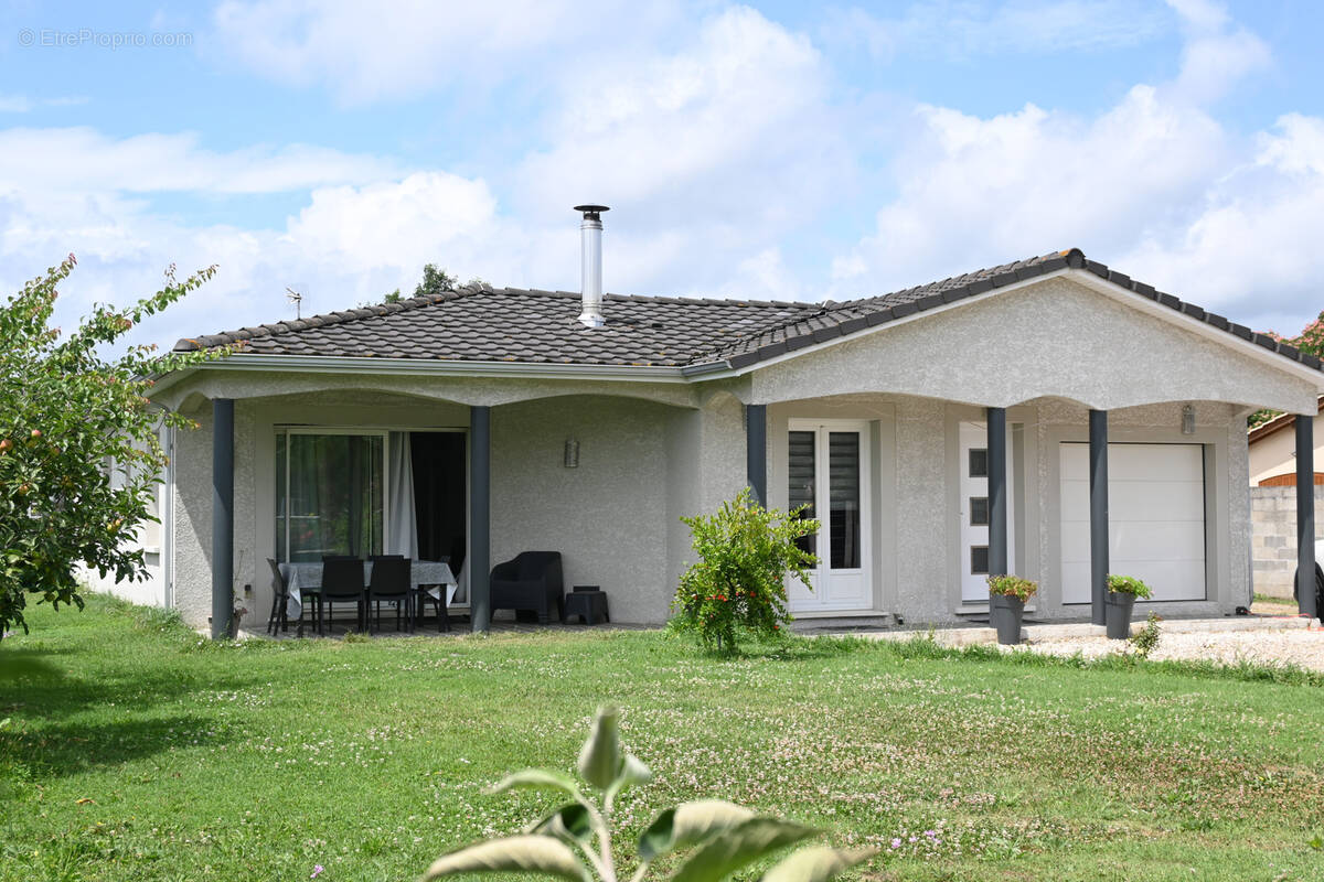 Maison à SAINTE-BAZEILLE