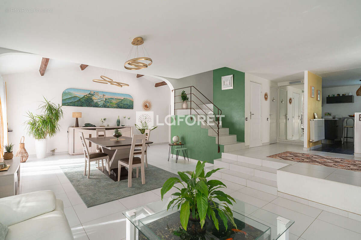 Maison à MARSEILLE-8E