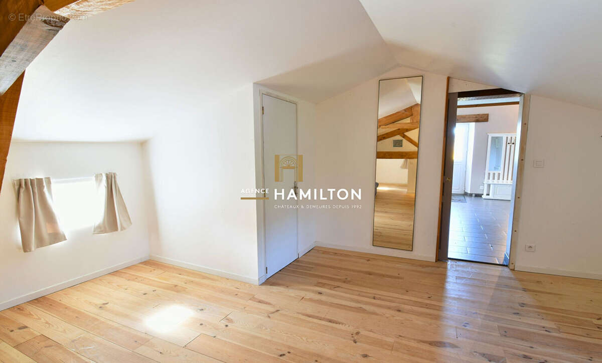 Maison de bourg en pierre avec piscine - habitable de suite - photo 15