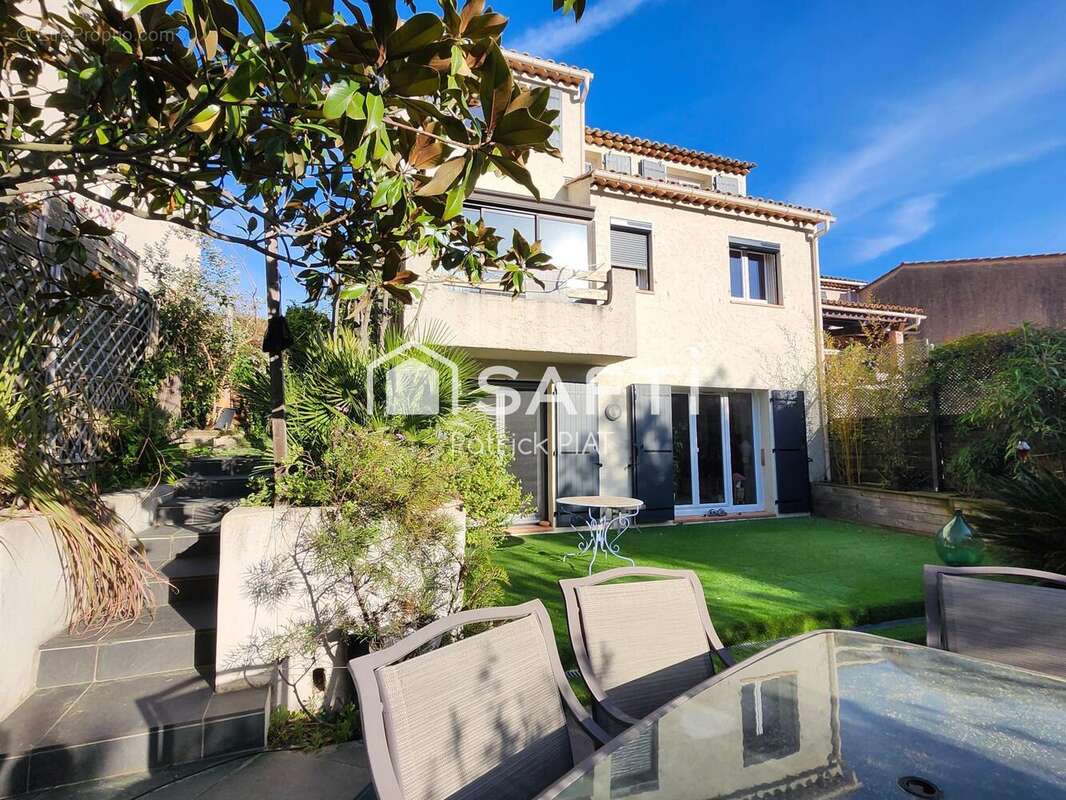 Photo 2 - Maison à CARROS