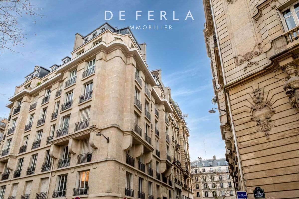 Appartement à PARIS-6E