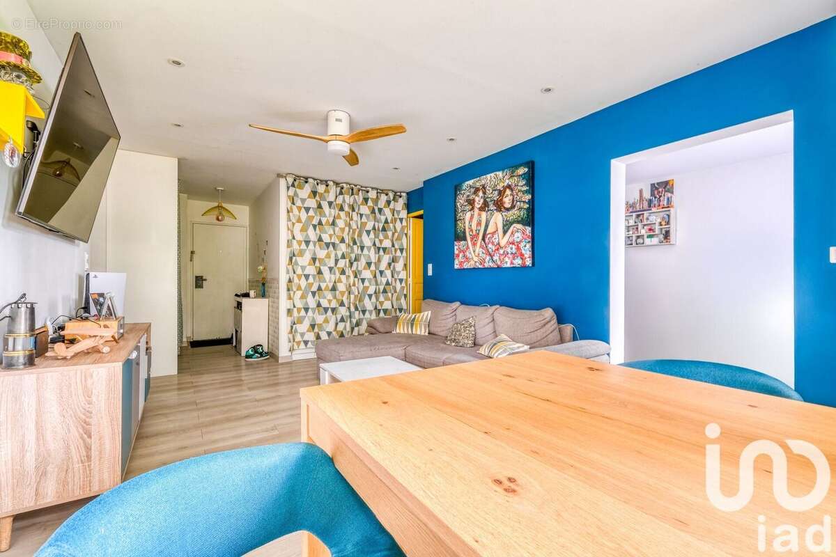 Photo 4 - Appartement à LIVRY-GARGAN