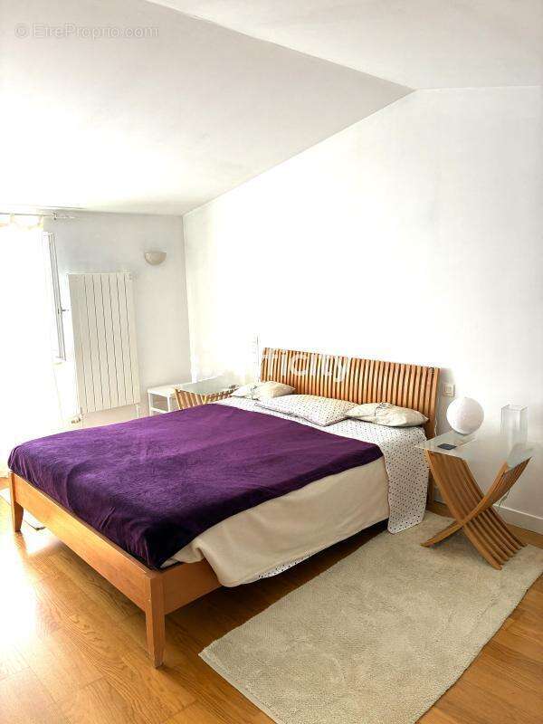Maison 257 m² à Saint-Genis-Les-Ollieres  - photo 10