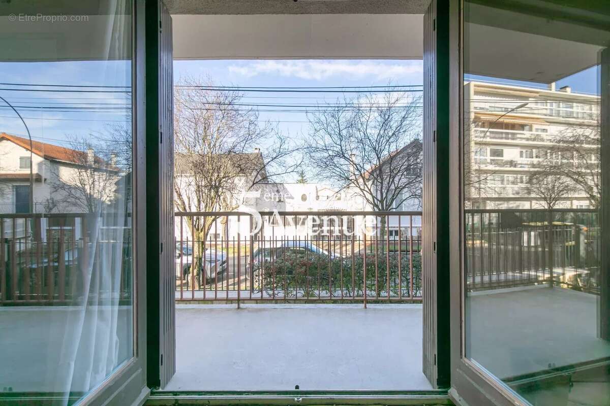 Appartement à SAINT-MAUR-DES-FOSSES