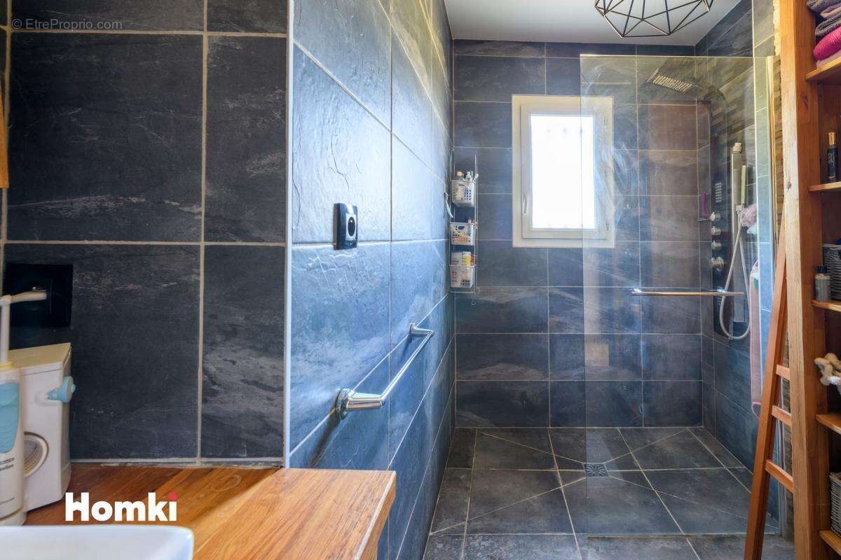Villa 4 pièces de 100m² avec piscine piscine et garage sur Quissac - photo 17