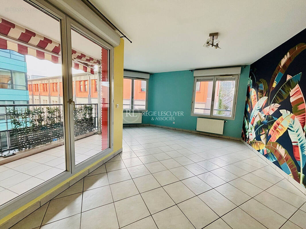 Appartement à LYON-9E