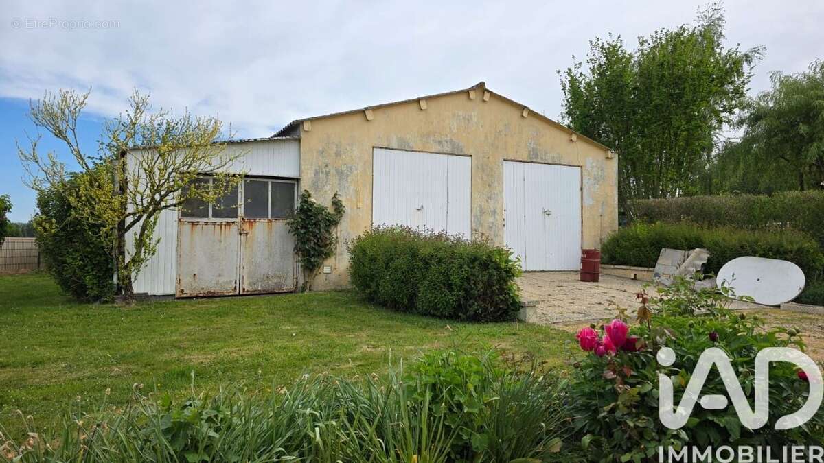 Maison 98 m² à Longuerue  - photo 5