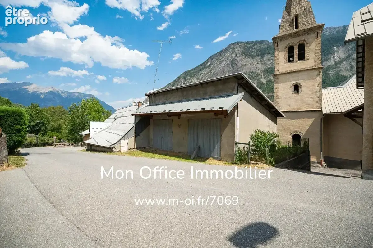 Référence : 7069-MTE - Maison 220 m² à rénover - centre village - photo 6