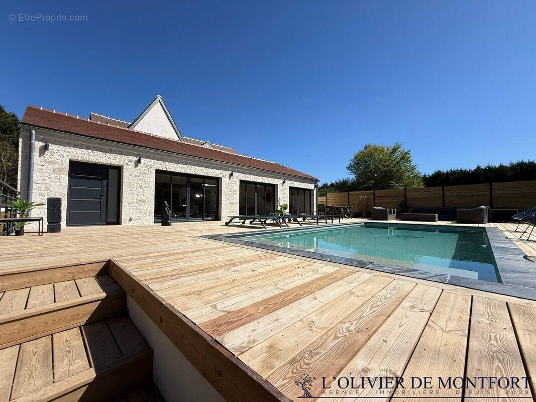 Maison à MONTFORT-L'AMAURY