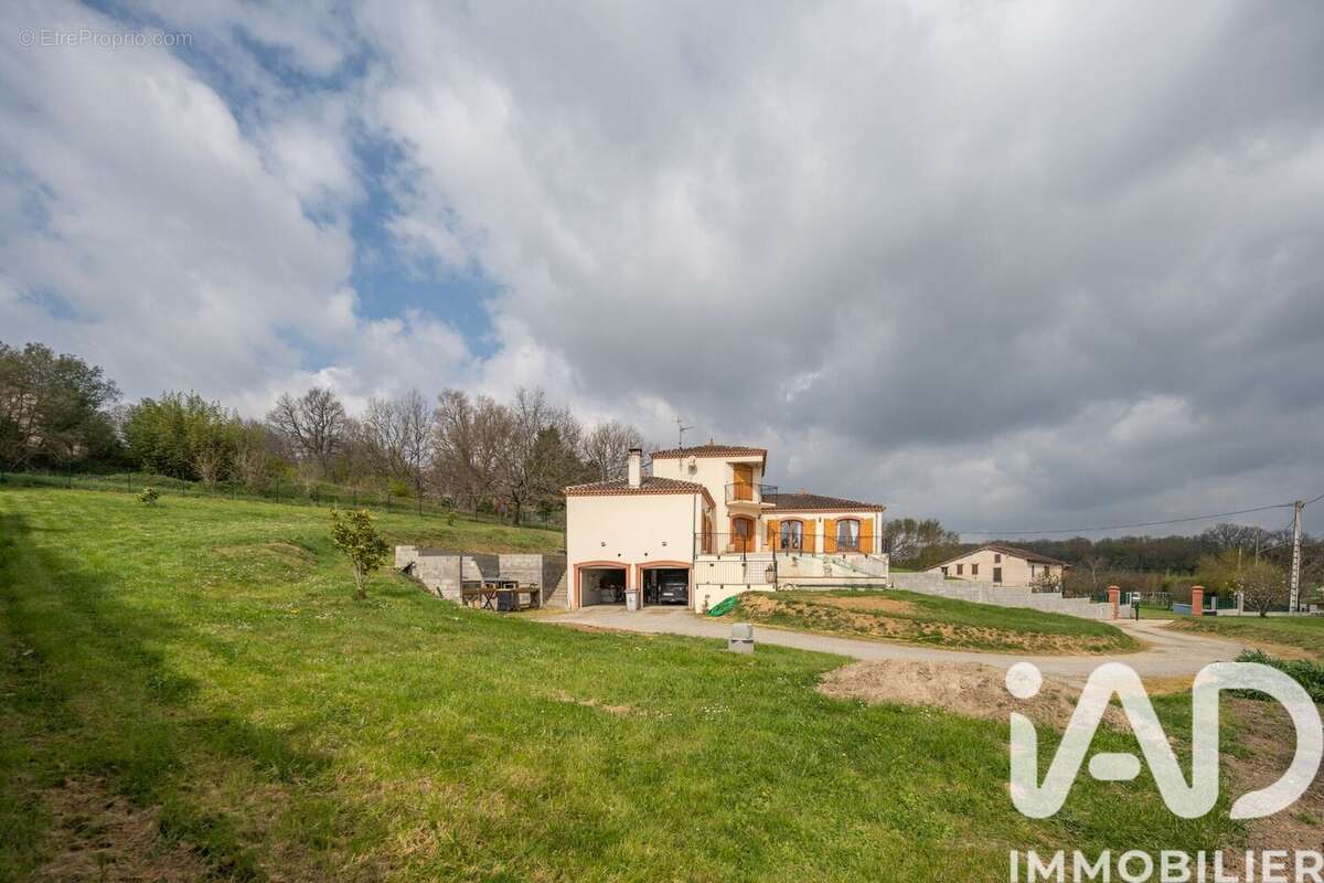 Photo 3 - Maison à SAINT-LYS