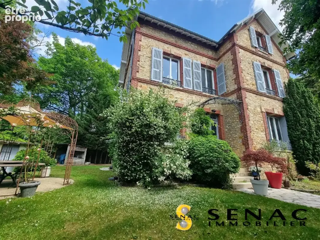 Photo Maison à Beauchamp au prix de 787 500€