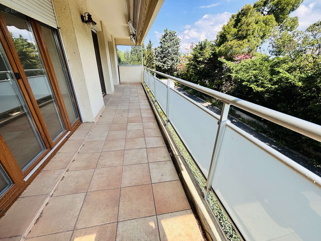 Appartement à MARSEILLE-8E