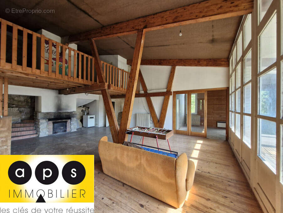 Autre à SALINS-LES-BAINS