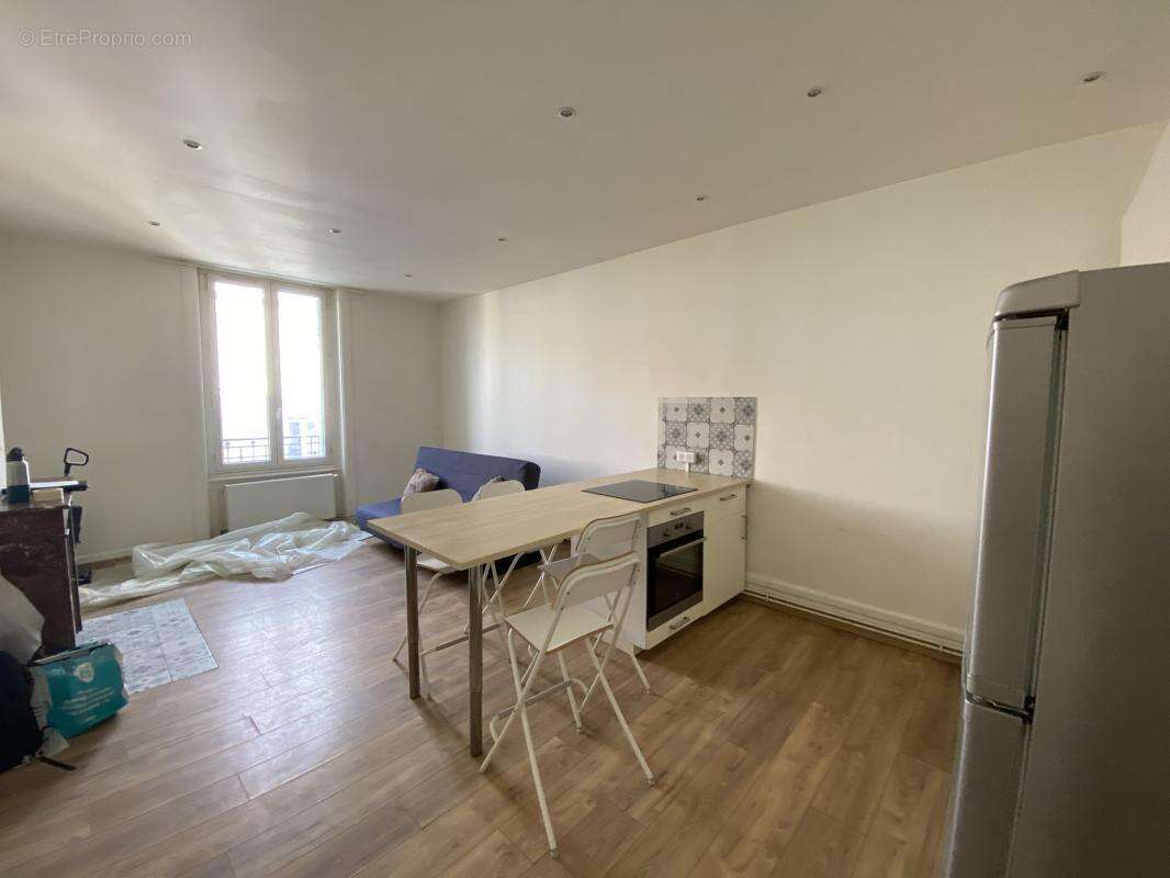 Appartement à SAINT-ETIENNE