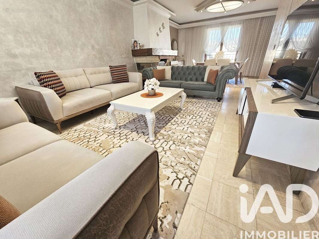Photo 3 - Maison à LE BLANC-MESNIL