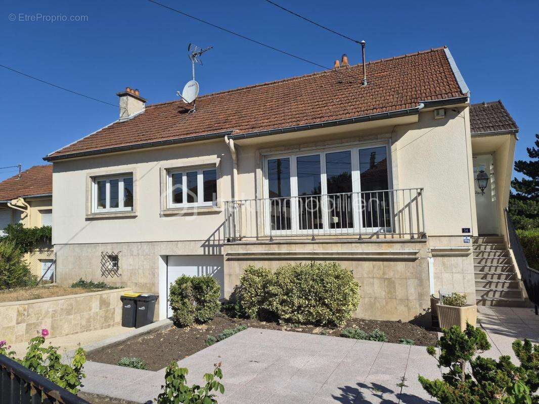 Maison à MONTIGNY-LES-METZ