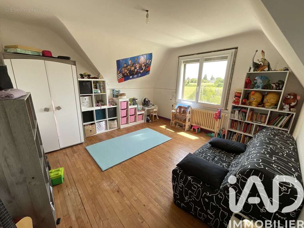 Photo 8 - Maison à LA ROCHE-DERRIEN