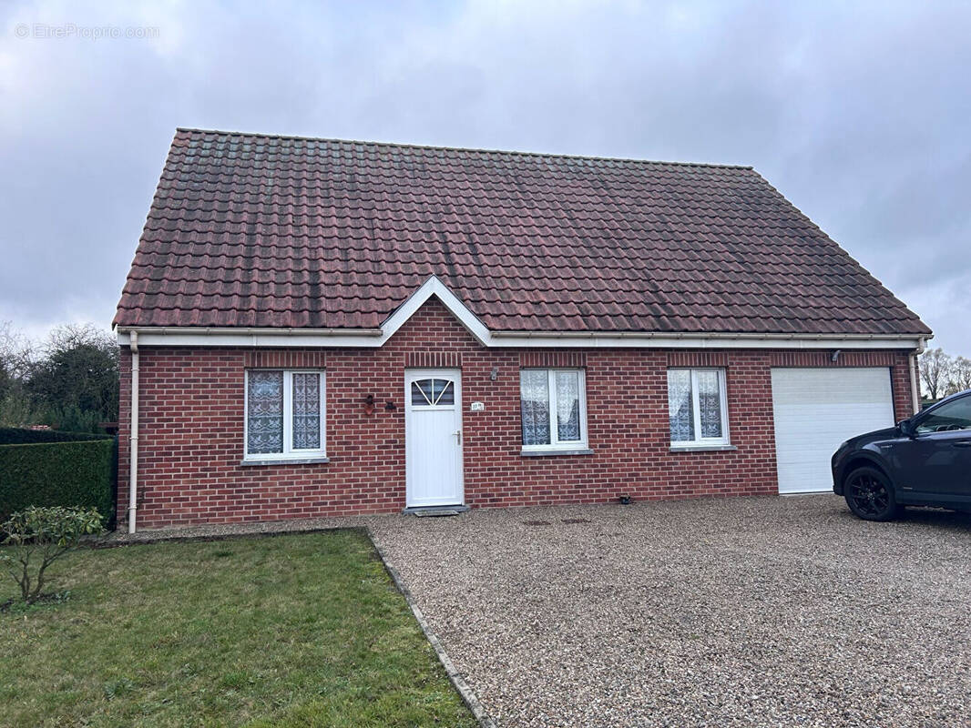 Maison à HAZEBROUCK