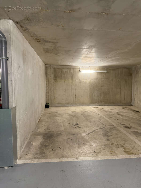 Parking à NOISY-LE-SEC