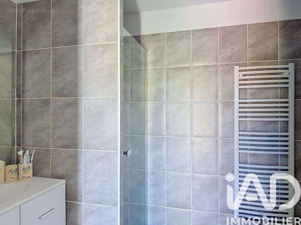 Appartement 42 m² à Plan-D'aups-Sainte-Baume  - photo 8