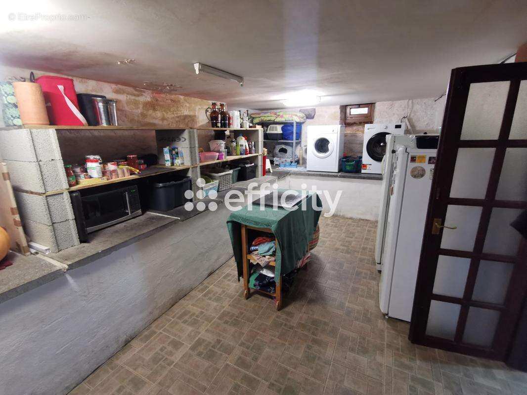 Maison 290 m² à Saint-Sever-Calvados  - photo 13