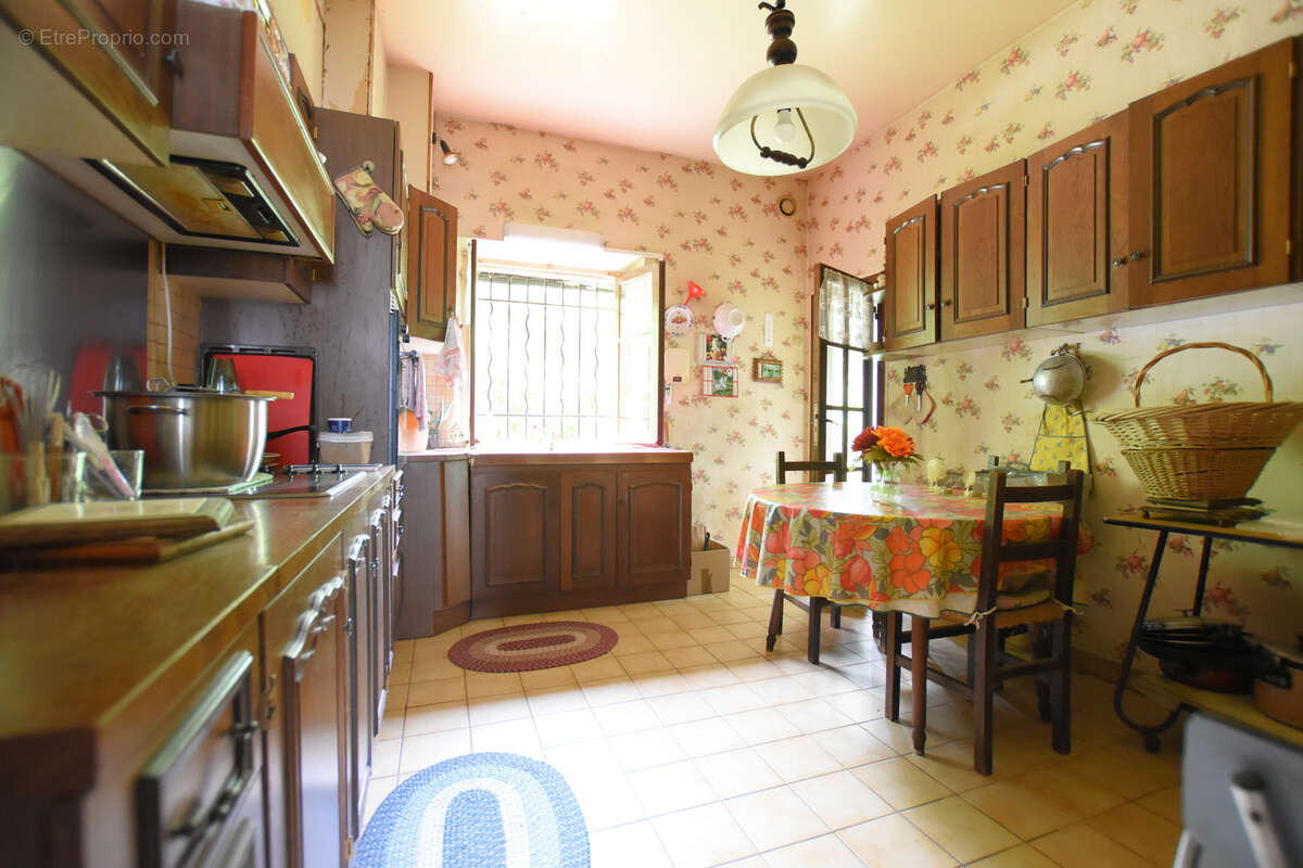 Maison à LES ESSARTS-LE-ROI