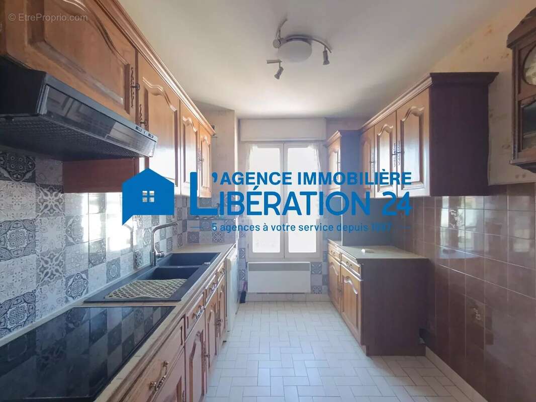 Bel appartement 5 pièces de 92,72 m² à Saint-Étienne - photo 7