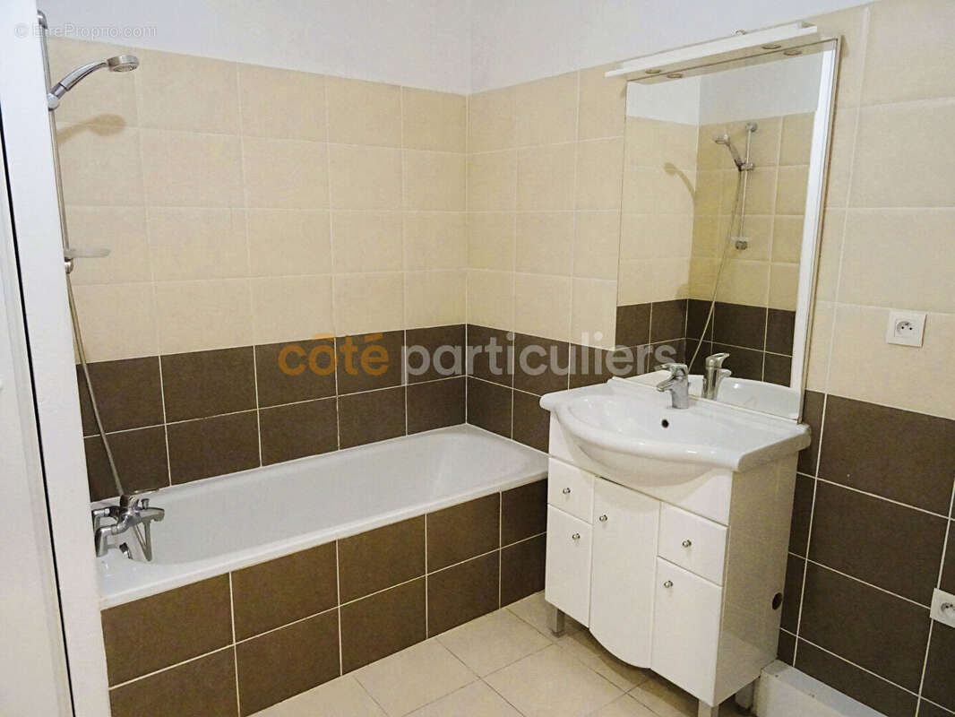 Appartement à FABREGUES