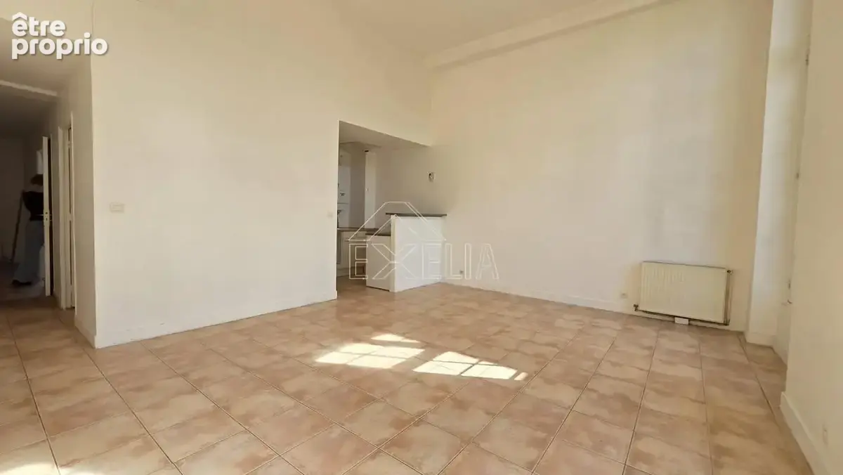 Appartement 2 pièces de 54 m² dans résidence historique au 1er étage à Mantes-la-Jolie - photo 3