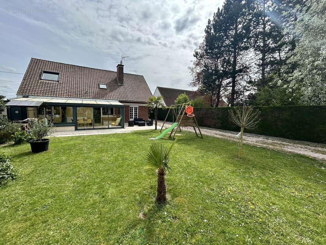 Jolie Maison de campagne individuelle avec double garage. - photo 3