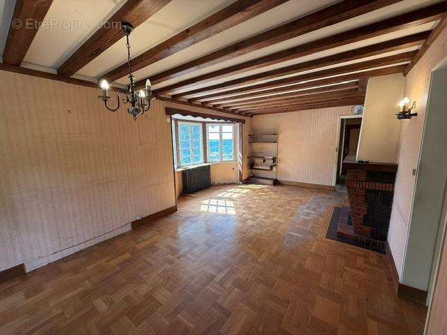 Maison à LA VESPIERE
