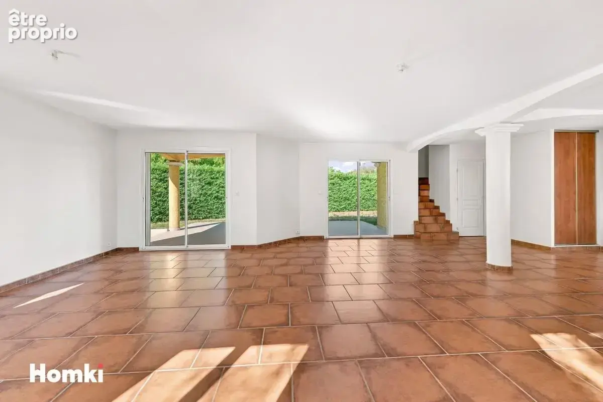 Maison/Villa T4 de 162 m² à Massieux 01600 - photo 22