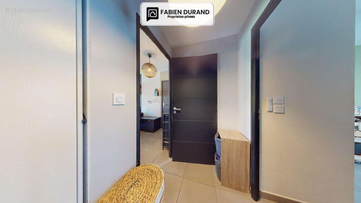 Appartement Frejus 3 pièce(s) 64 m² au Calme, résidence de standing - photo 14