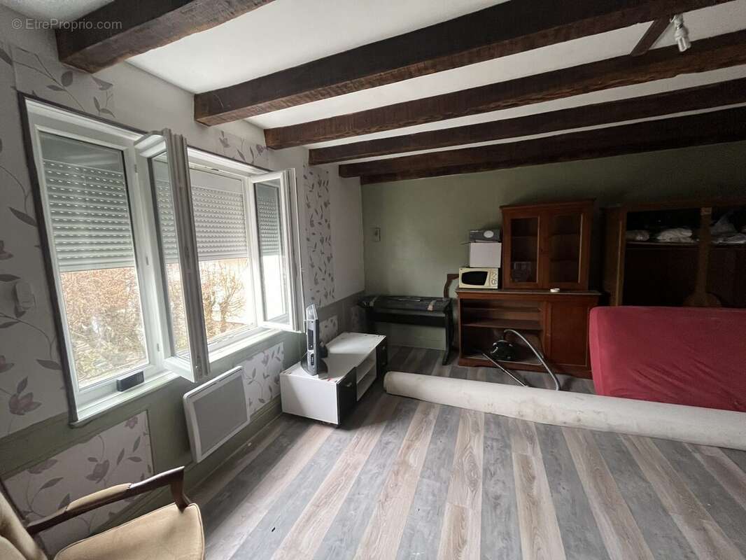 Maison à NERIS-LES-BAINS