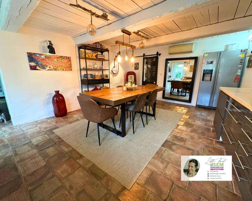 Maison à PLAN-DE-LA-TOUR